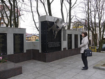 В Калининградской области главы министерств и ведомств инспектируют воинские мемориалы